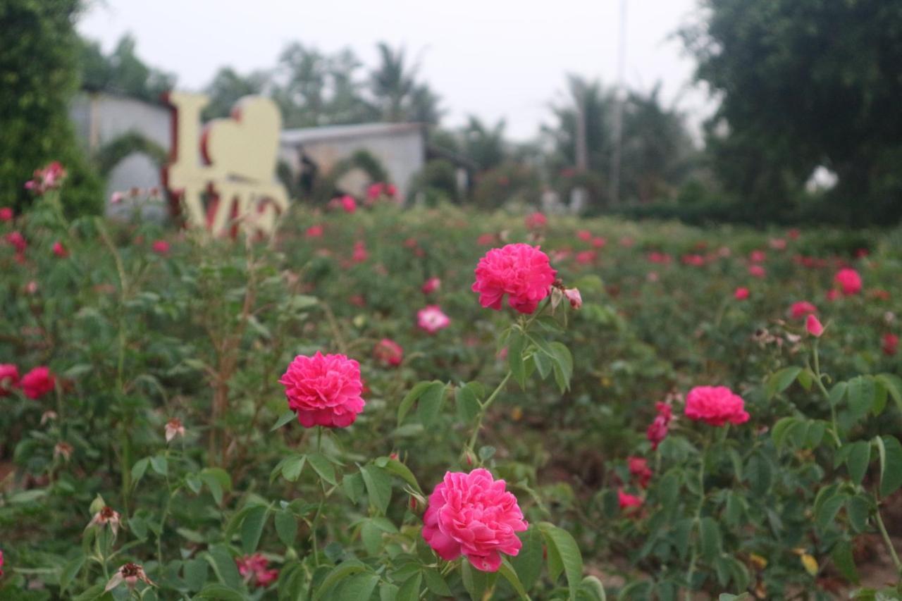 Sadec Farmstay - Khu Du LịCh Hoa KiẻNg Sa DéC Ap Khanh Nghia Exterior foto